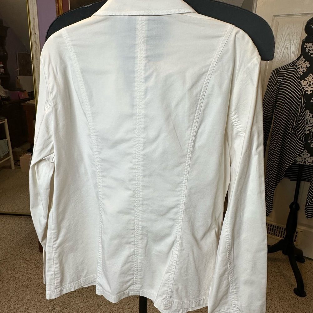 Chicos white button front Jacket. Size 2 - Picture 2 of 8